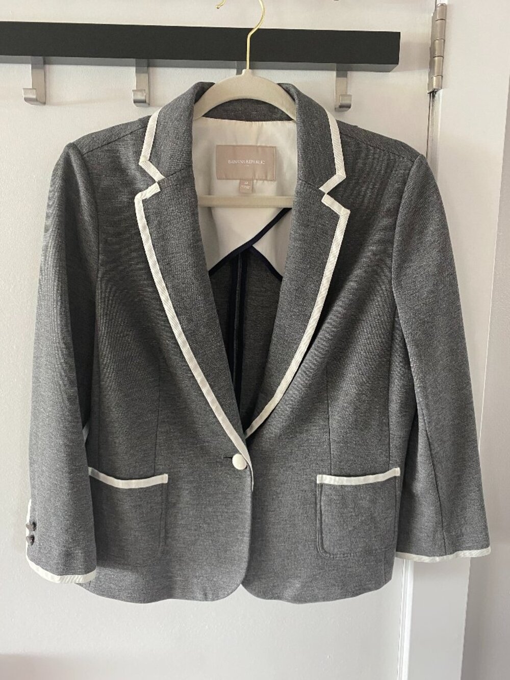 Banana Republic Gray Knit Blazer w/Piping - W/12